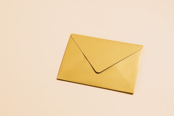 How to Pitch Over Email Like a Pro
