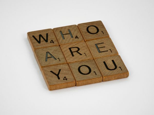 5+ Ways to Find Someone’s Email Address on LinkedIn
