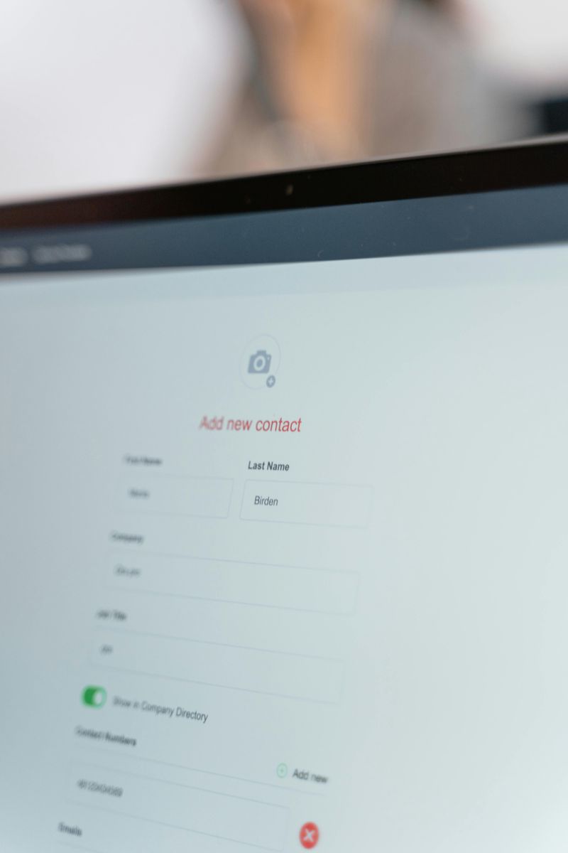 The 8 Best B2B Contact Databases Compared
